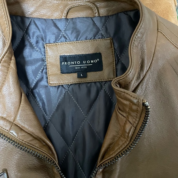 Pronto Uomo Brown Lightweight Jacket with Stand-Up Collar and Zipper Closure - Picture 2 of 3